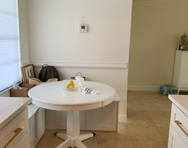 689 Ne 6th Court - Photo Thumbnail 5