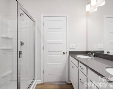 8140 Jacey Lane - Photo Thumbnail 8