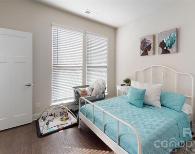 244 Uptown West Drive - Photo Thumbnail 13