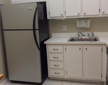 470 Executive Center Drive - Photo Thumbnail 15