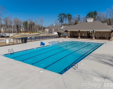 807 Gable Oak Lane - Photo Thumbnail 36