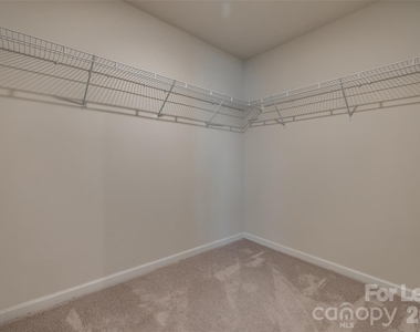 807 Gable Oak Lane - Photo Thumbnail 22