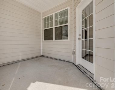 807 Gable Oak Lane - Photo Thumbnail 29