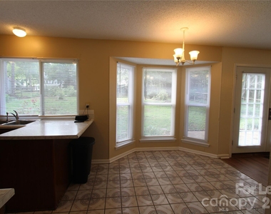 1513 Pine Mountain Road - Photo Thumbnail 11