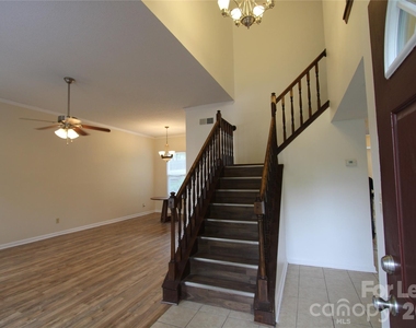 1513 Pine Mountain Road - Photo Thumbnail 6