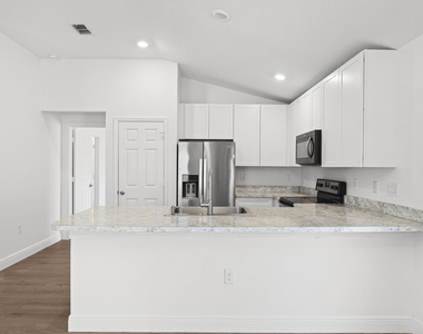 5870 Nw Pine Trail Circle - Photo Thumbnail 17