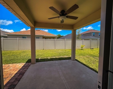 5870 Nw Pine Trail Circle - Photo Thumbnail 1