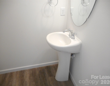 1030 Beatty Woods Drive - Photo Thumbnail 5