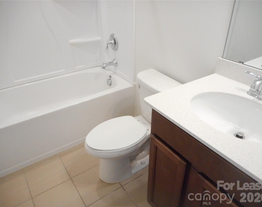 1030 Beatty Woods Drive - Photo Thumbnail 10