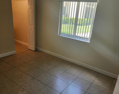 4731 Sable Pine Circle - Photo Thumbnail 10