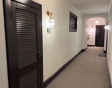 2501 Roswell Avenue - Photo Thumbnail 1