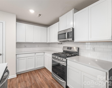 1519 Forkhorn Drive - Photo Thumbnail 13