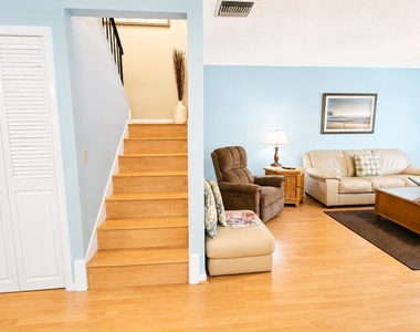 7442 Se Jamestown Terrace - Photo Thumbnail 13