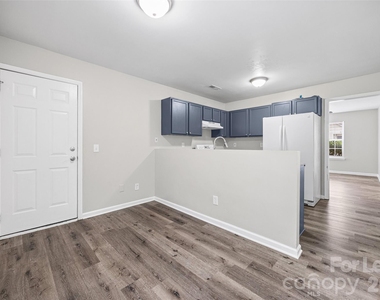 5194 Brooktree Drive - Photo Thumbnail 10