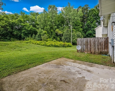 5194 Brooktree Drive - Photo Thumbnail 24