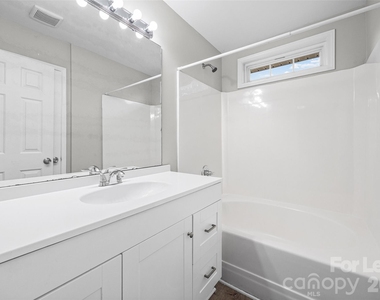 5194 Brooktree Drive - Photo Thumbnail 23