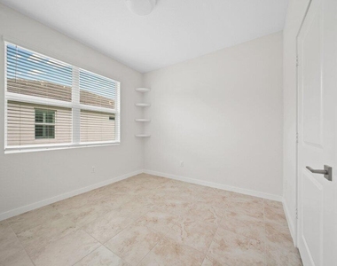 3521 Sw Blackberry Lane - Photo Thumbnail 20