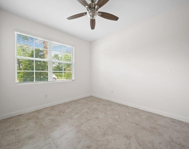 3521 Sw Blackberry Lane - Photo Thumbnail 18