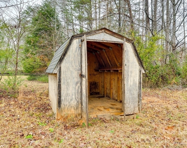 128 Summerglen Drive - Photo Thumbnail 25