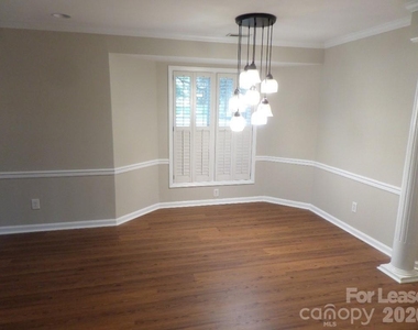 1109 E Morehead Street - Photo Thumbnail 5