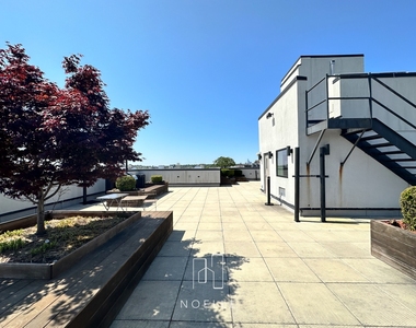 242 Newkirk Avenue - Photo Thumbnail 17