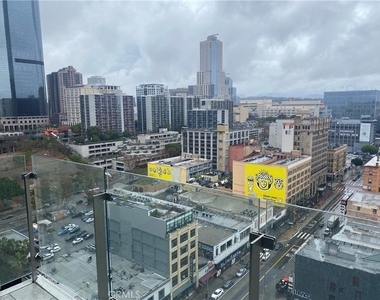 400 S Broadway - Photo Thumbnail 35