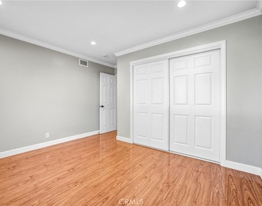 452 W Winnie Way - Photo Thumbnail 21