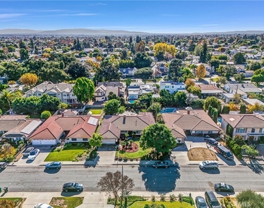 452 W Winnie Way - Photo Thumbnail 38
