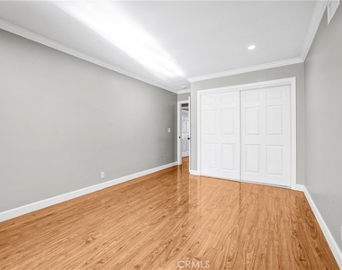 452 W Winnie Way - Photo Thumbnail 16