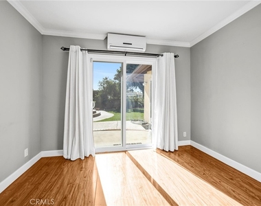 452 W Winnie Way - Photo Thumbnail 15