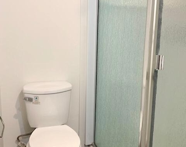 2659 E Harbor Boulevard - Photo Thumbnail 9
