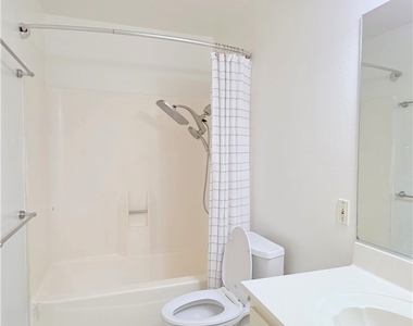 831 Windwood Drive - Photo Thumbnail 11