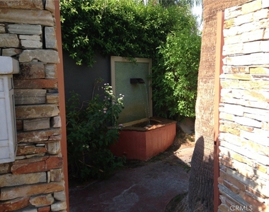 920 E Chuckwalla Road - Photo Thumbnail 10