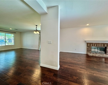 16612 China Berry Court - Photo Thumbnail 7