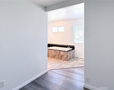 18626 Barroso St - Photo Thumbnail 6