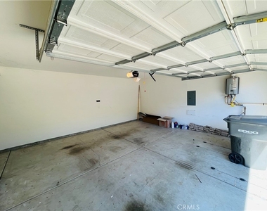 1351 Isabella Way - Photo Thumbnail 27