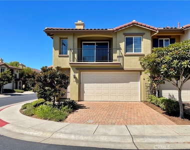 1351 Isabella Way - Photo Thumbnail 1