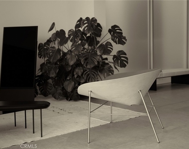 838 N Kings Road - Photo Thumbnail 9