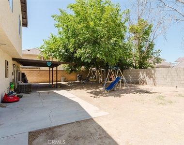 45041 Colleen Drive - Photo Thumbnail 17