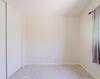 45041 Colleen Drive - Photo Thumbnail 7