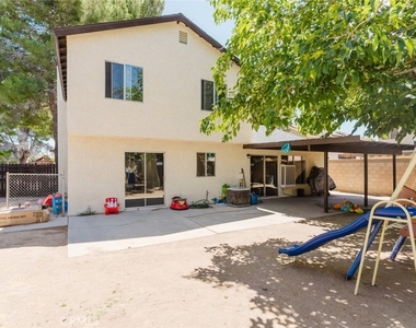 45041 Colleen Drive - Photo Thumbnail 19