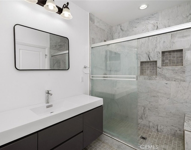 8341 Delco Avenue - Photo Thumbnail 17