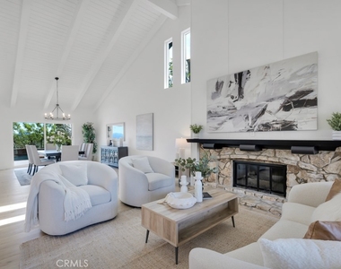 5952 Woodland View Drive - Photo Thumbnail 8