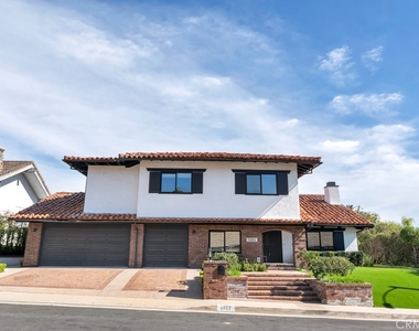 5952 Woodland View Drive - Photo Thumbnail 29