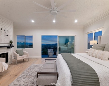 5952 Woodland View Drive - Photo Thumbnail 11