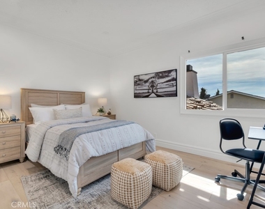 5952 Woodland View Drive - Photo Thumbnail 23