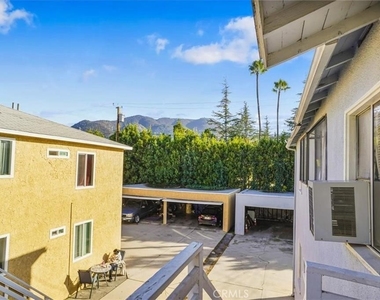 4132 W Toluca Lake Ave - Photo Thumbnail 6