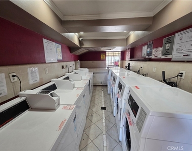 14609 Saticoy Street - Photo Thumbnail 13
