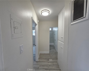 14609 Saticoy Street - Photo Thumbnail 2