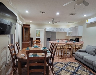 4910 Brewster - Photo Thumbnail 4